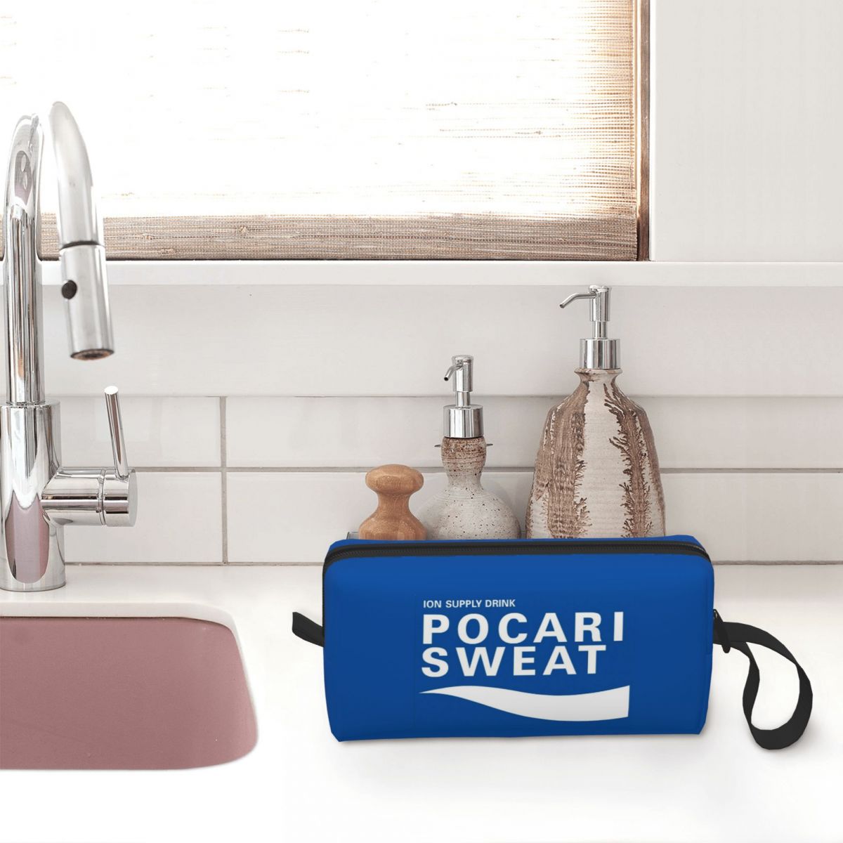 Just Some Pocari Sweat Merch 메 - Just Beauty Makeup 리뷰 및 가격